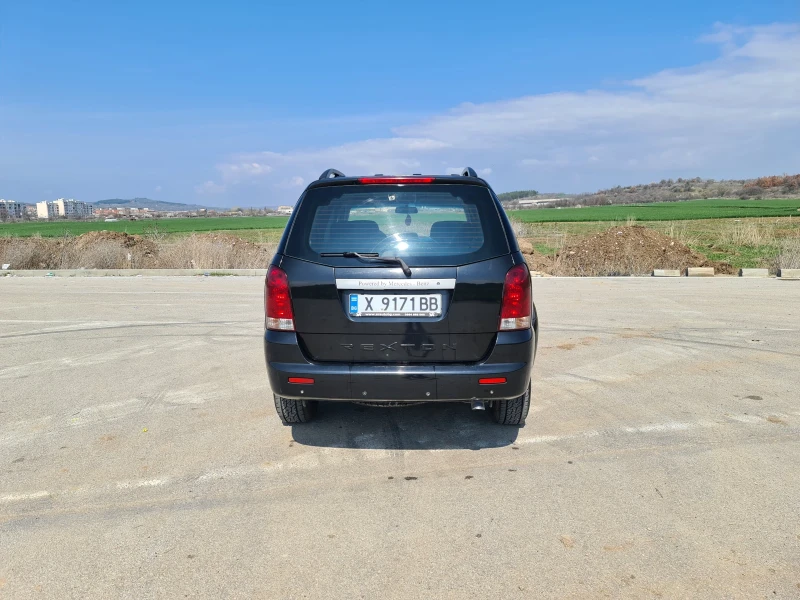 SsangYong Rexton, снимка 4 - Автомобили и джипове - 47330352