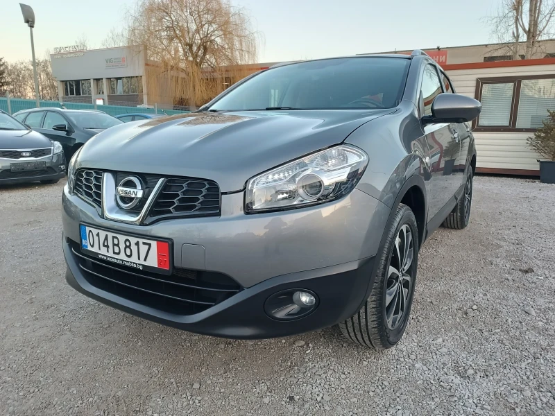 Nissan Qashqai 2.0 I. 4x4.КАМЕРА НА 360 Градуса, снимка 1 - Автомобили и джипове - 49529215