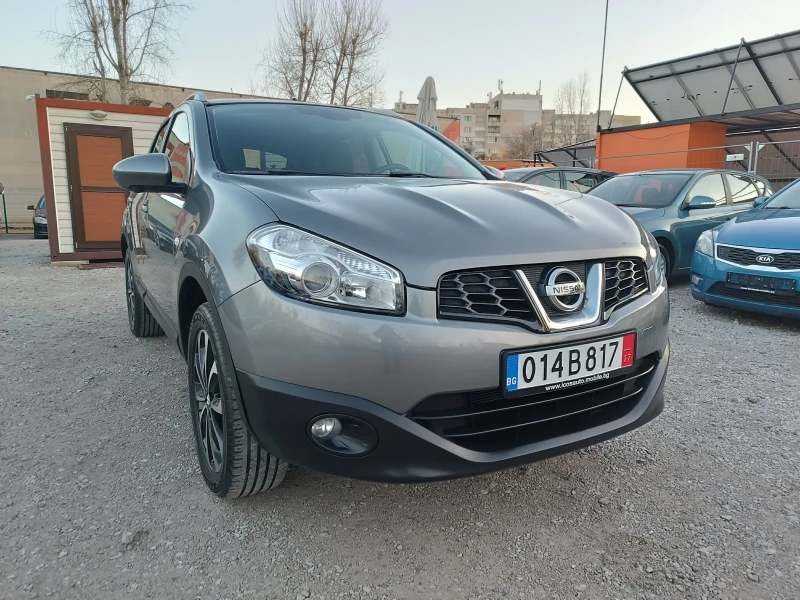 Nissan Qashqai 2.0 I. 4x4.КАМЕРА НА 360 Градуса, снимка 7 - Автомобили и джипове - 49529215