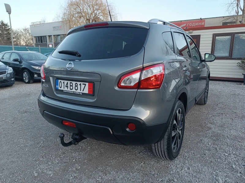 Nissan Qashqai 2.0 I. 4x4.КАМЕРА НА 360 Градуса, снимка 5 - Автомобили и джипове - 49529215