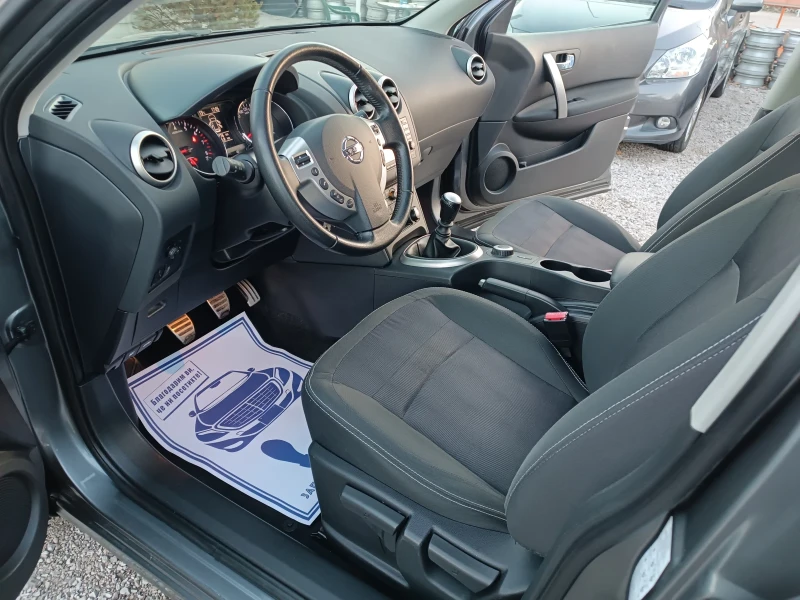 Nissan Qashqai 2.0 I. 4x4.КАМЕРА НА 360 Градуса, снимка 9 - Автомобили и джипове - 49529215