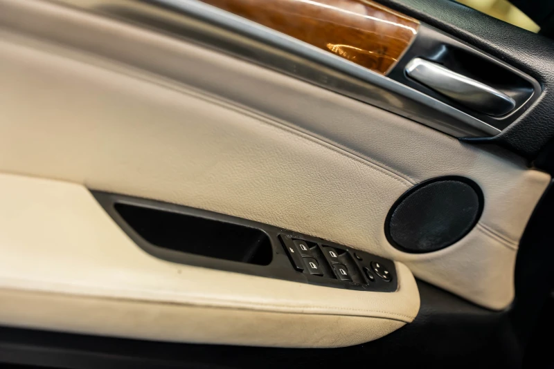 BMW X6 xDrive35d, снимка 9 - Автомобили и джипове - 52736139