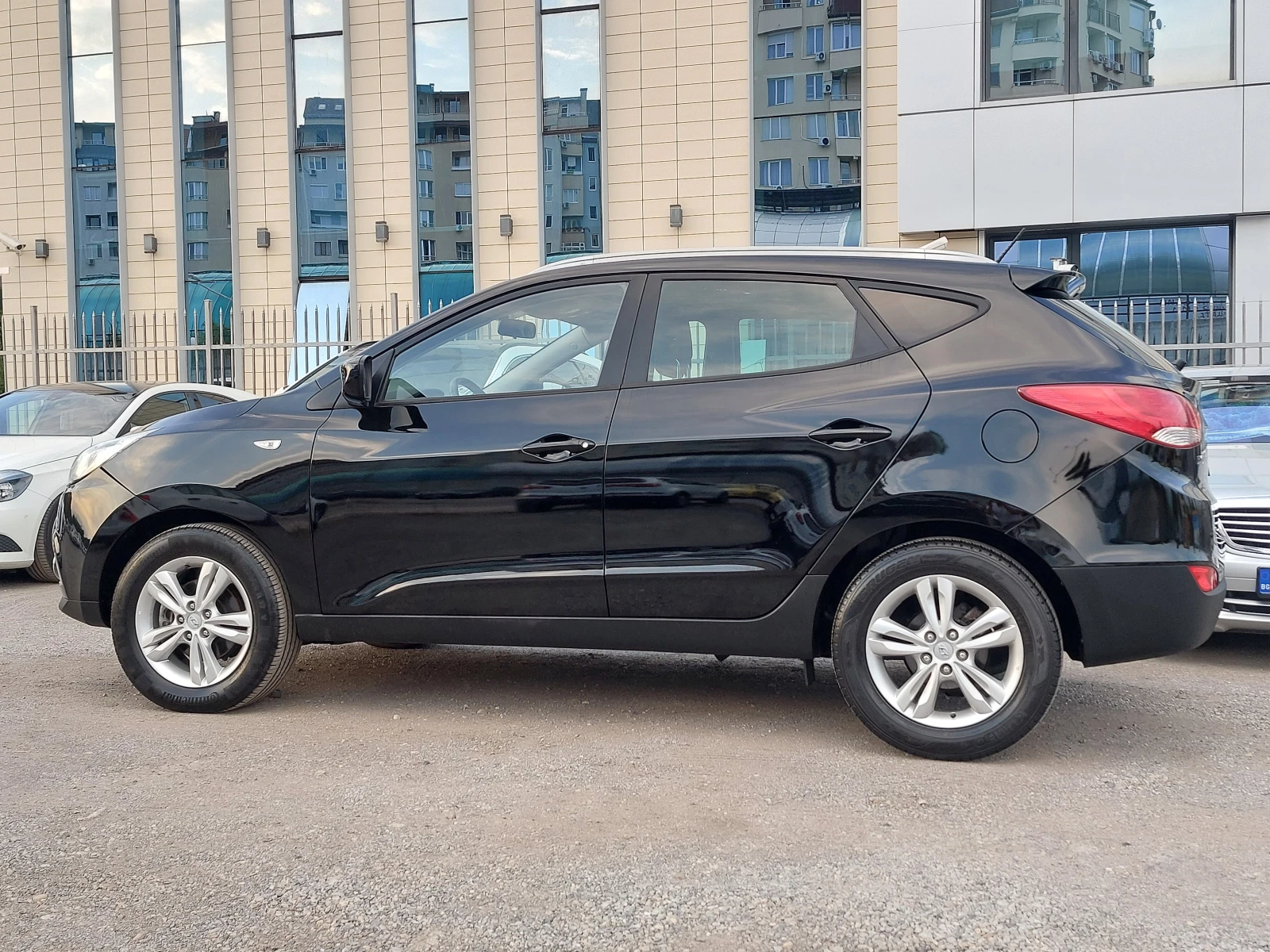 Hyundai IX35 1.7CRDi 116кс КОЖА ПАНОРАМА - изображение 6