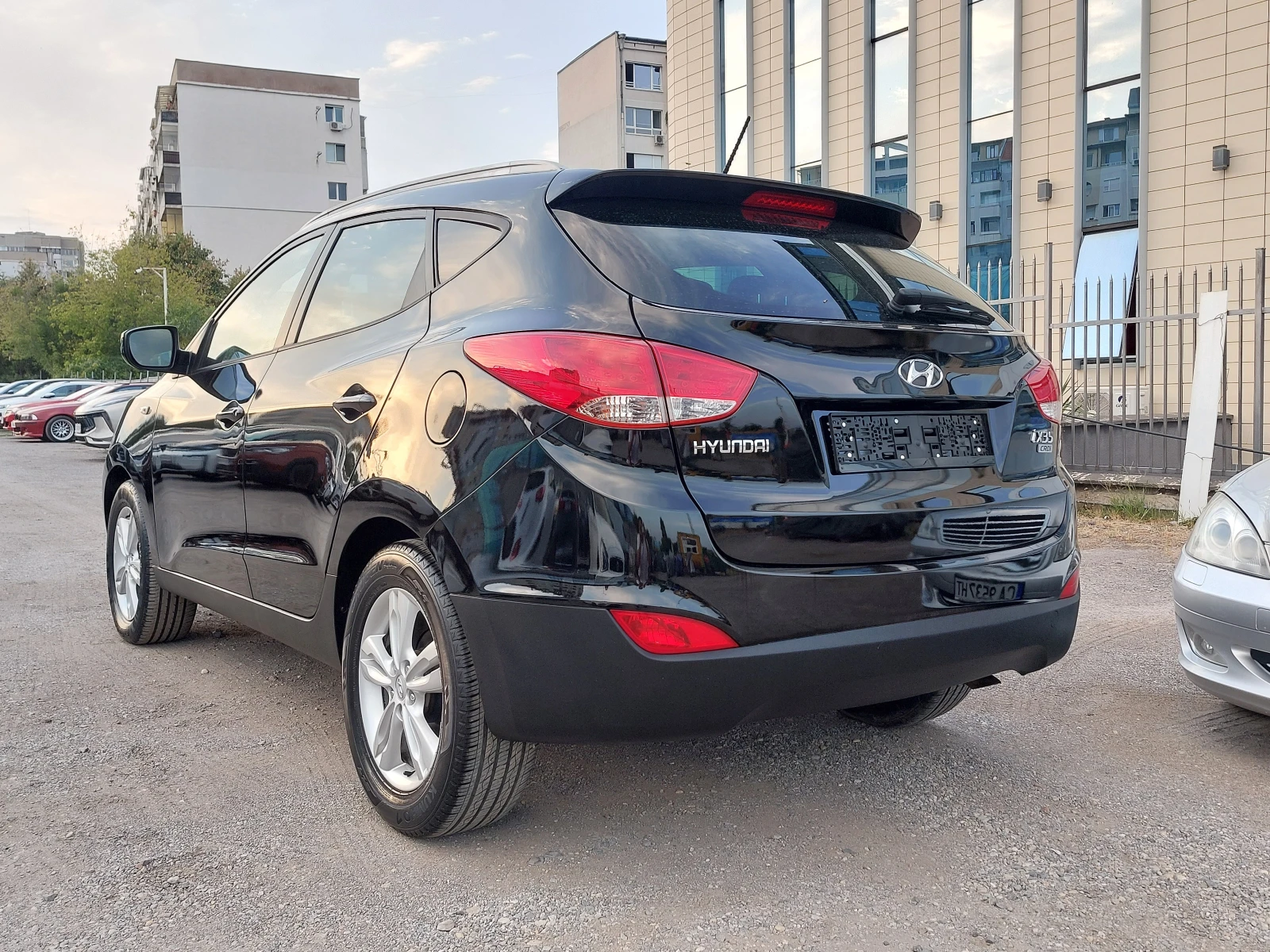 Hyundai IX35 1.7CRDi 116кс КОЖА ПАНОРАМА - изображение 7