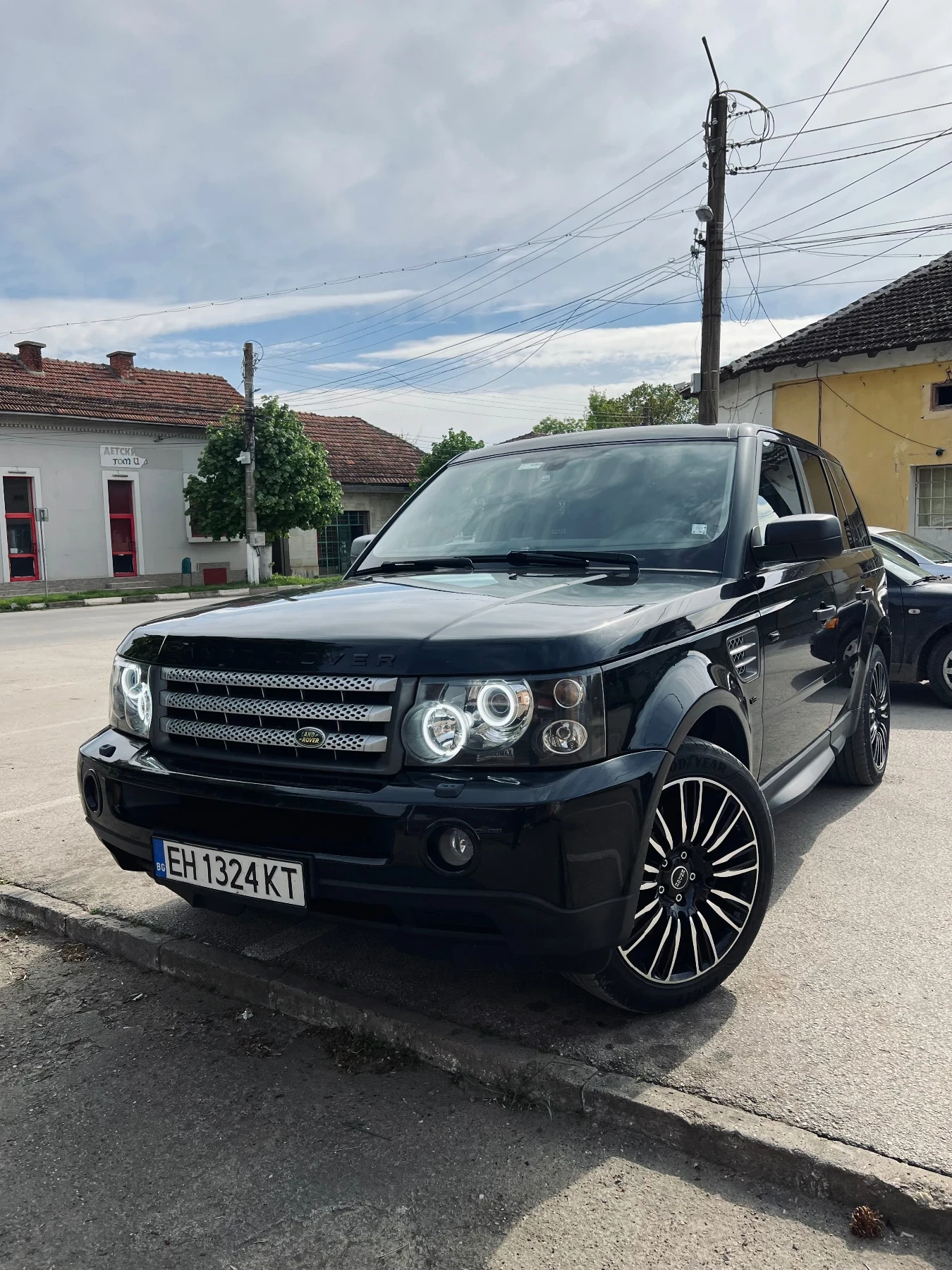 Land Rover Range Rover Sport  3.6 TDV8 - изображение 3