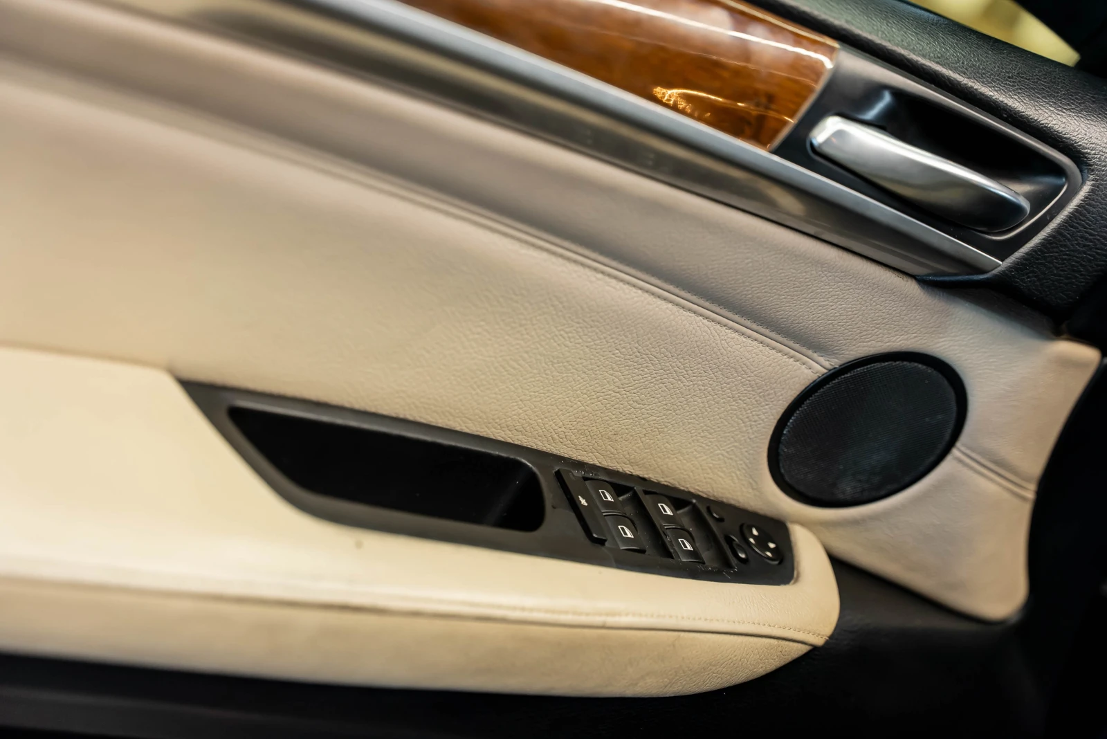 BMW X6 xDrive35d - изображение 9