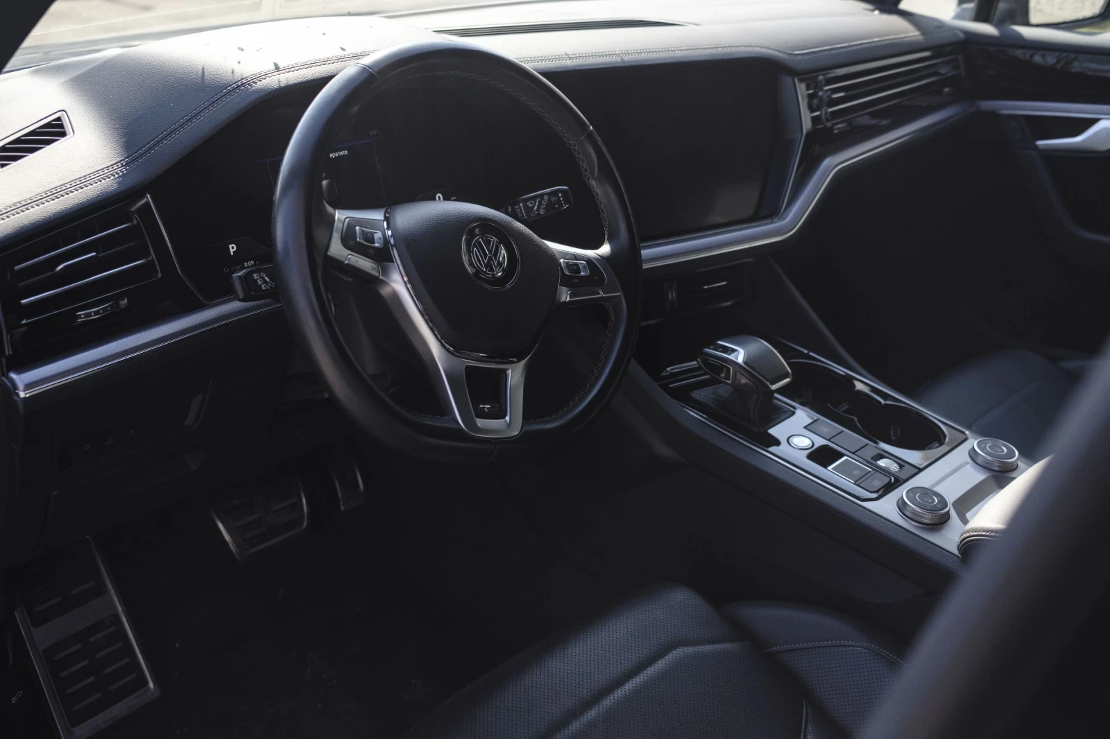 VW Touareg R-Line, снимка 10 - Автомобили и джипове - 53902517