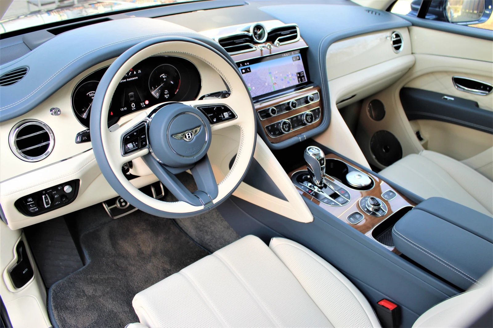 Bentley Bentayga 4.0 V8/ EWB / AZURE / FIRST EDITION / NAIM/ LONG / | Mobile.bg � ����������� 9