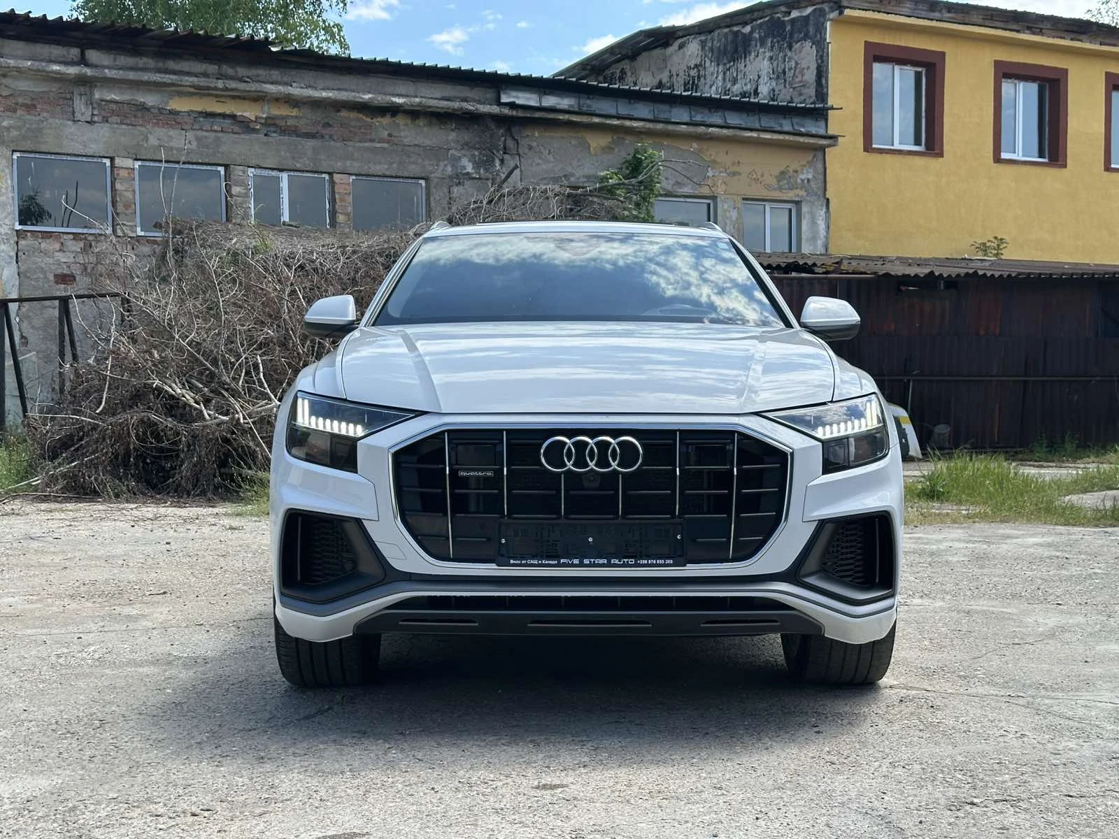Audi Q8 Technik S-Line quattro, снимка 3 - Автомобили и джипове - 54343043