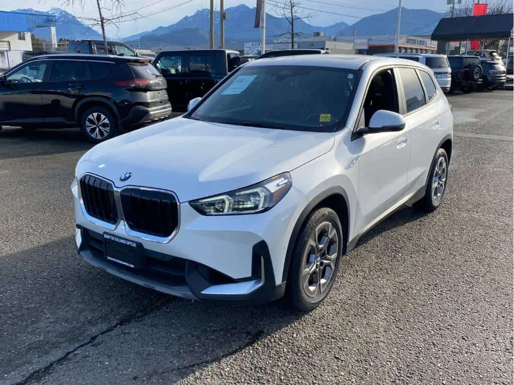 BMW X1 xDrive28i/ПАНОРАМА/ПОДГРЕВИ
