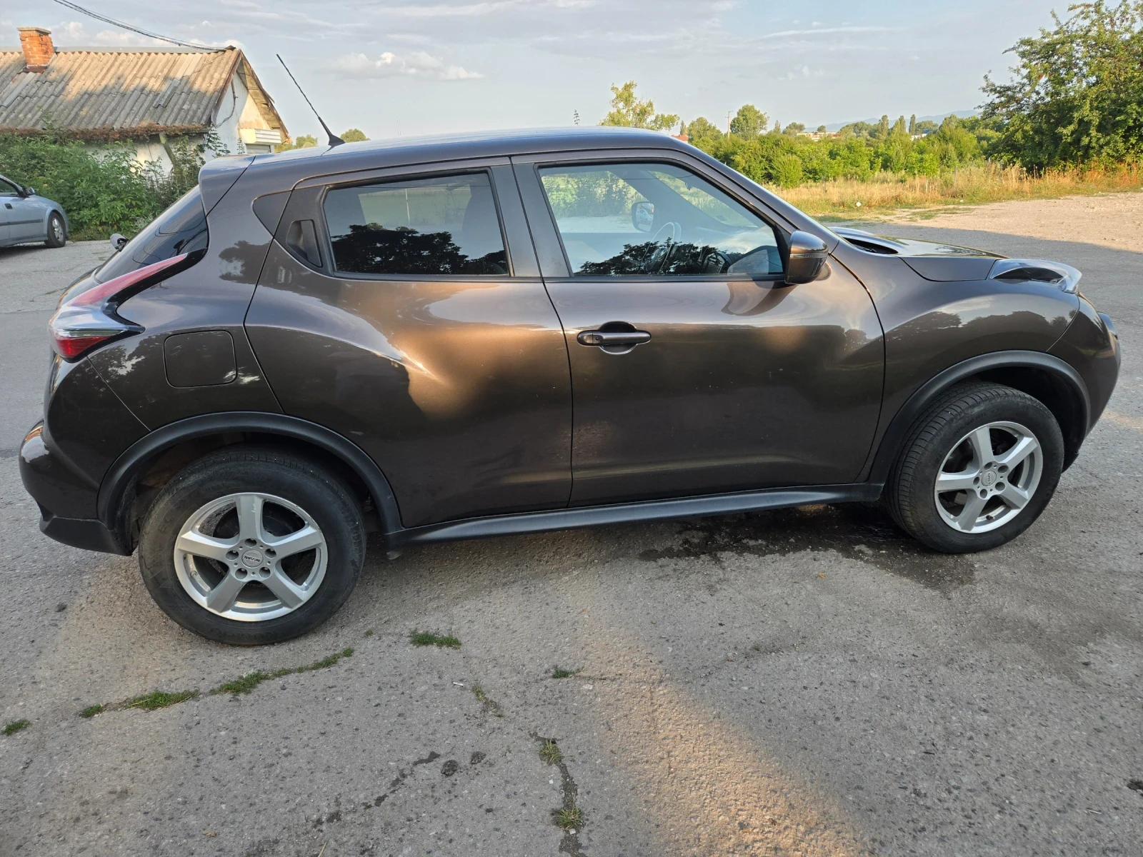 Nissan Juke 1.5, снимка 3 - Автомобили и джипове - 55436645