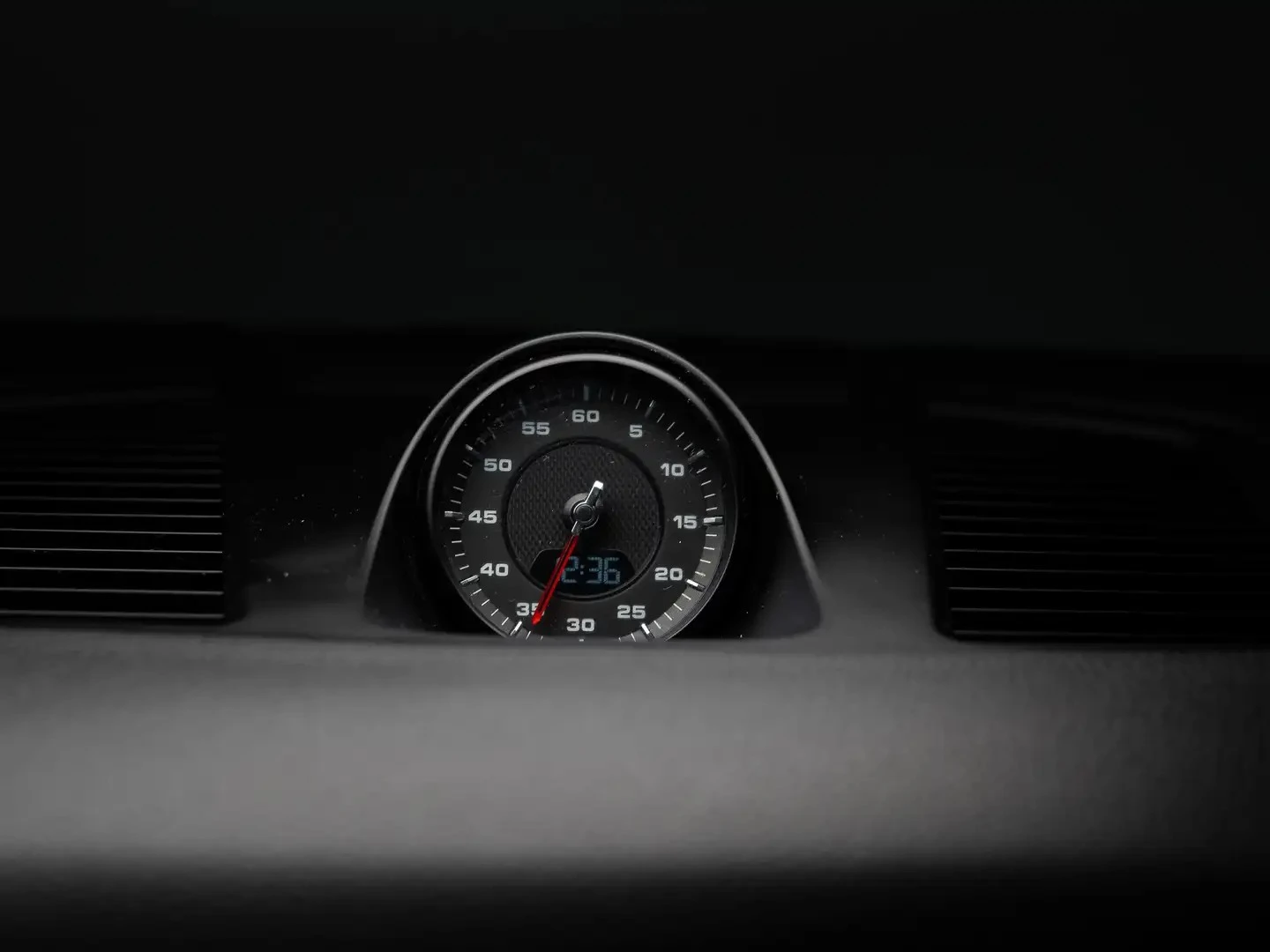 Porsche Cayenne PREMIUM PLUS BOSE ЦЕНА ДО БЪЛГАРИЯ АВТОКРЕДИТ, снимка 13 - Автомобили и джипове - 55859154