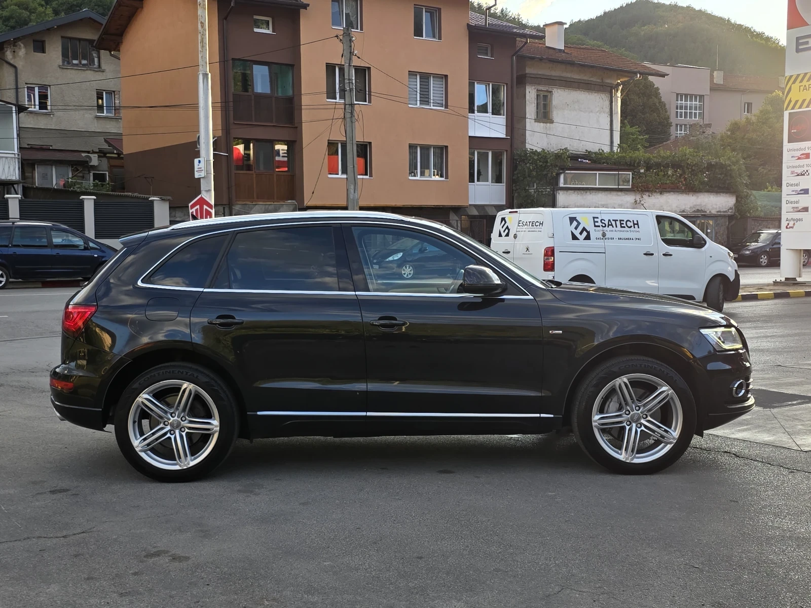 Audi Q5 Топ състояние лизинг , снимка 7 - Автомобили и джипове - 56060416
