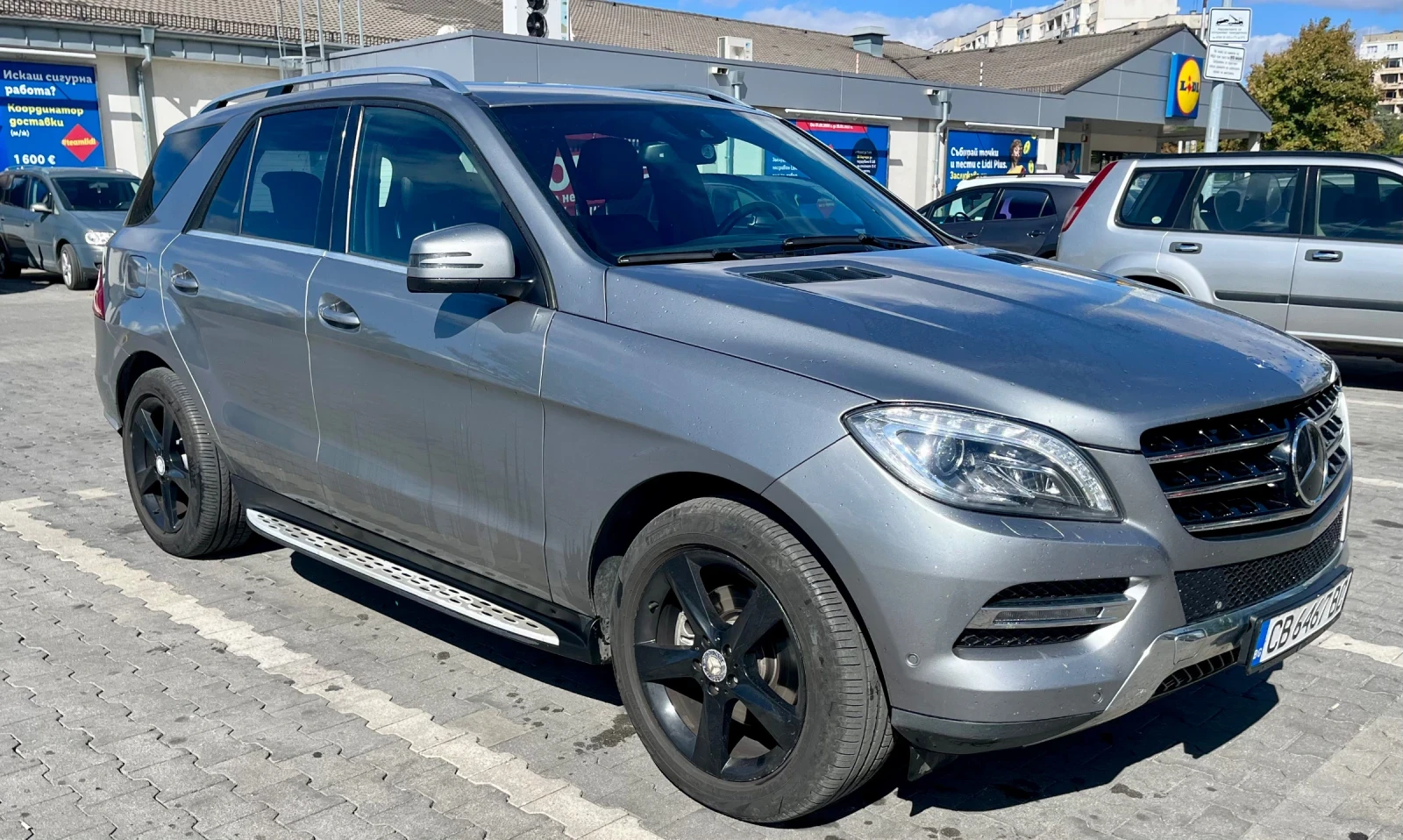 Mercedes-Benz ML 350 Bluetec 4 Matic, снимка 7 - Автомобили и джипове - 56175689