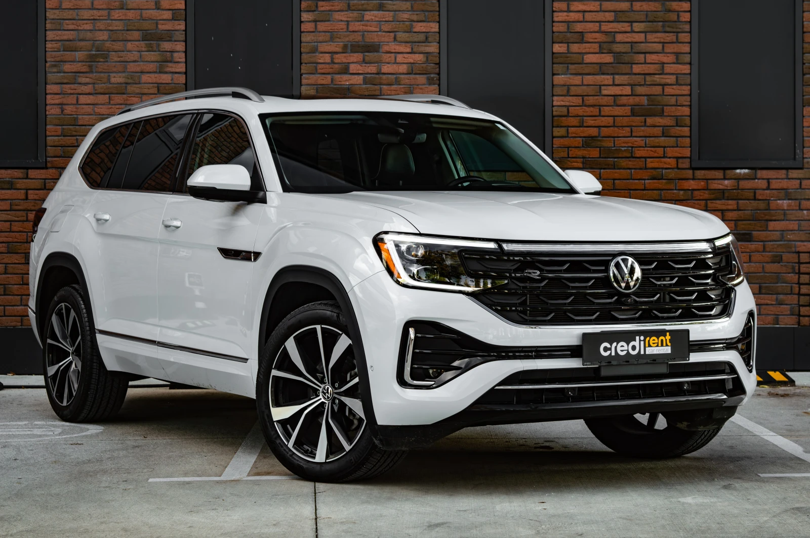 VW Atlas 2.0 TSI 4Motion, снимка 3 - Автомобили и джипове - 56584546