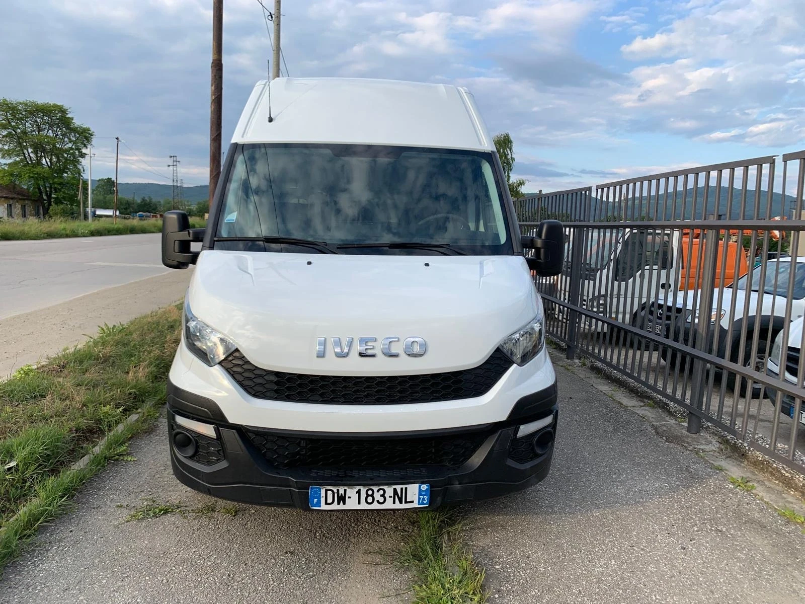 Iveco Daily 35-150 Климатик, снимка 2 - Бусове и автобуси - 55160245