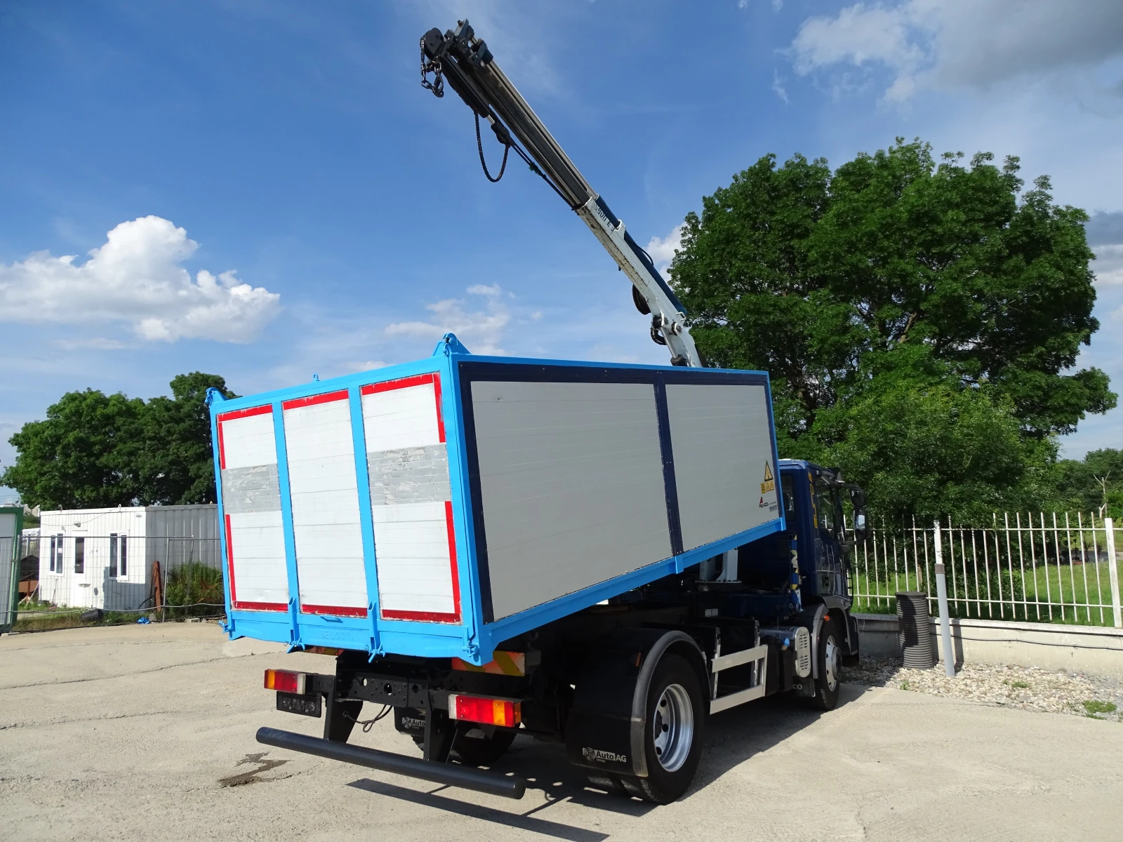 Iveco Eurocargo120e * ЕКАРИСАЖЕН КАМИОН ЗА ЖИВОТНИ* , снимка 5 - Камиони - 54824128
