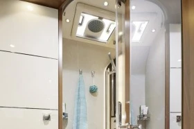 Кемпер Carthago Liner for Two I 53 L , снимка 15