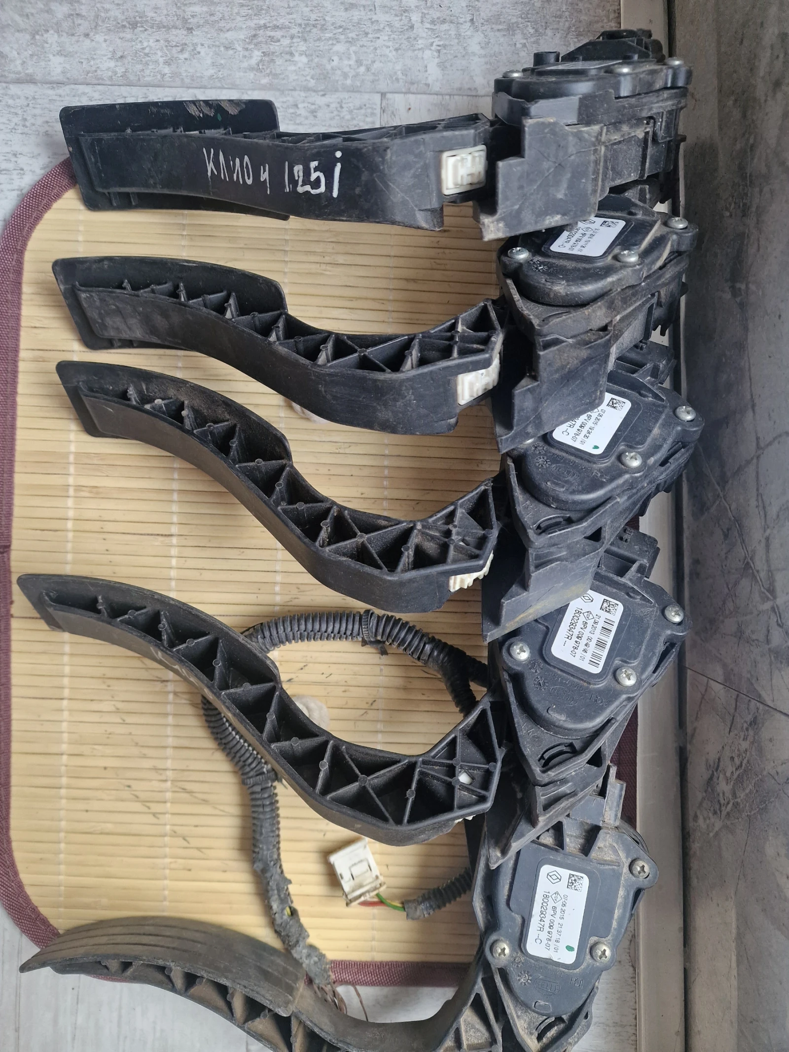 180029347R   RENAULT CLIO 6PV OO9 978-07 | Mobile.bg   1