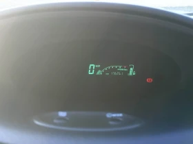 Toyota Yaris 1.00 VVT - i, снимка 13