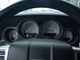 Dodge Challenger R T 5.7Hemi CARFAX, снимка 15