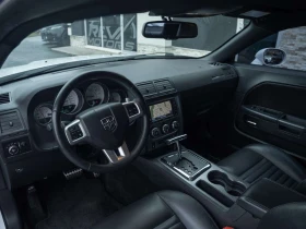 Dodge Challenger R T 5.7Hemi CARFAX, снимка 12