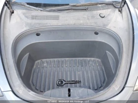 Tesla Model 3 Long Range AWD, снимка 9