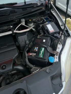 Honda Fr-v 6-места, снимка 8