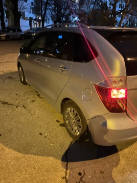 Honda Fr-v 6-места, снимка 4