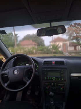 Skoda Octavia 2.0TDI 6ск, снимка 7