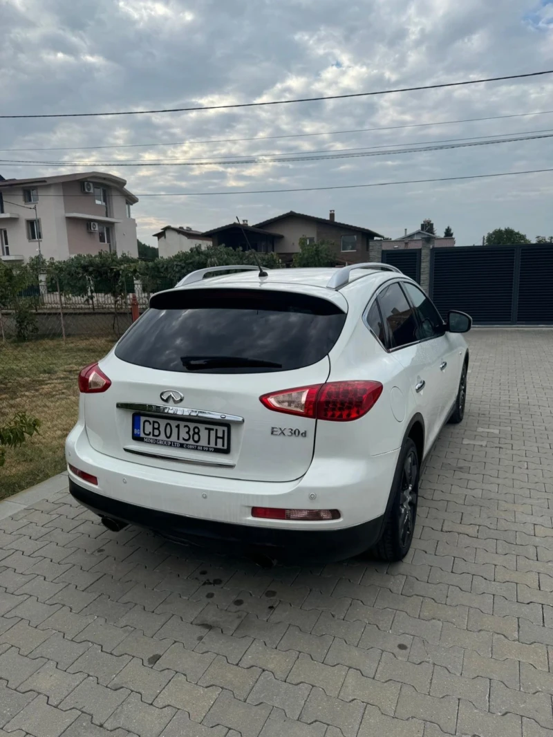 Infiniti Ex30 3.0.d, снимка 3 - Автомобили и джипове - 47885310