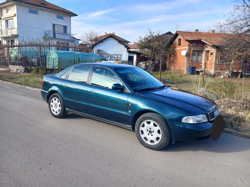 Audi A4 1.8 клима гаражен газ , снимка 6 - Автомобили и джипове - 48195719