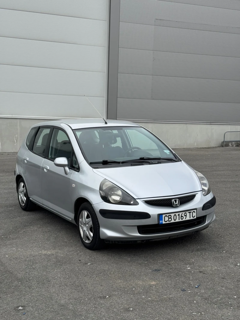 Honda Jazz, снимка 3 - Автомобили и джипове - 49239643