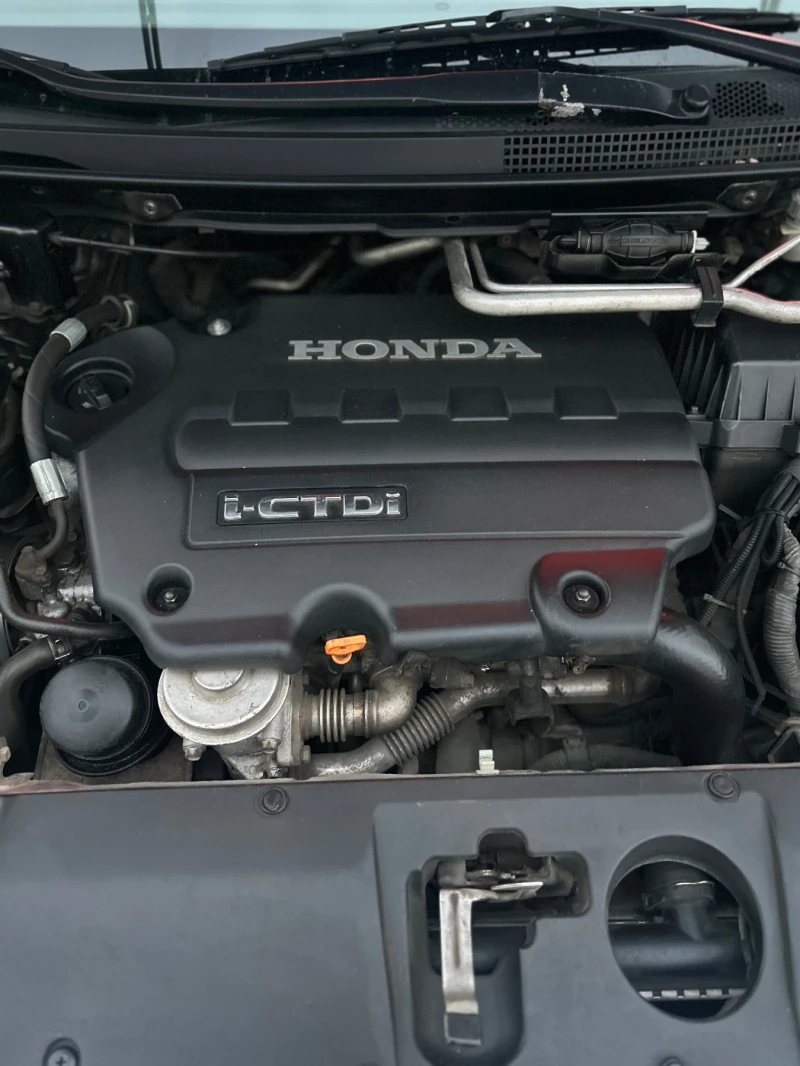 Honda Fr-v 6-места, снимка 7 - Автомобили и джипове - 52702444