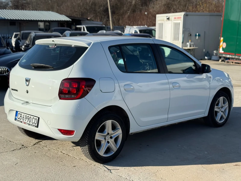 Dacia Sandero ДИЗЕЛ / КАСКО / НОВИ ЗИМНИ ГУМИ/КЛИМАТИК/АВТОПИЛОТ, снимка 5 - Автомобили и джипове - 52809205