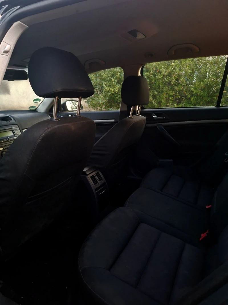 Skoda Octavia 2.0TDI 6ск, снимка 9 - Автомобили и джипове - 52867004