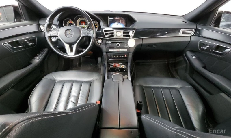 Mercedes-Benz E 220, снимка 7 - Автомобили и джипове - 53020120