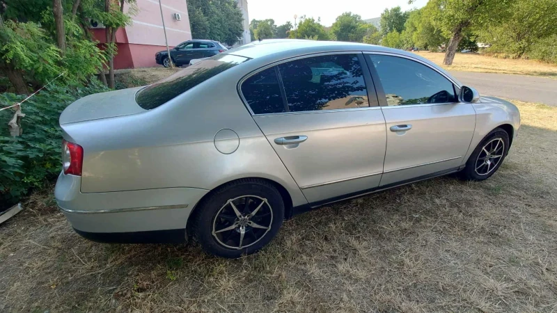 VW Passat Comfortline, снимка 4 - Автомобили и джипове - 53180191