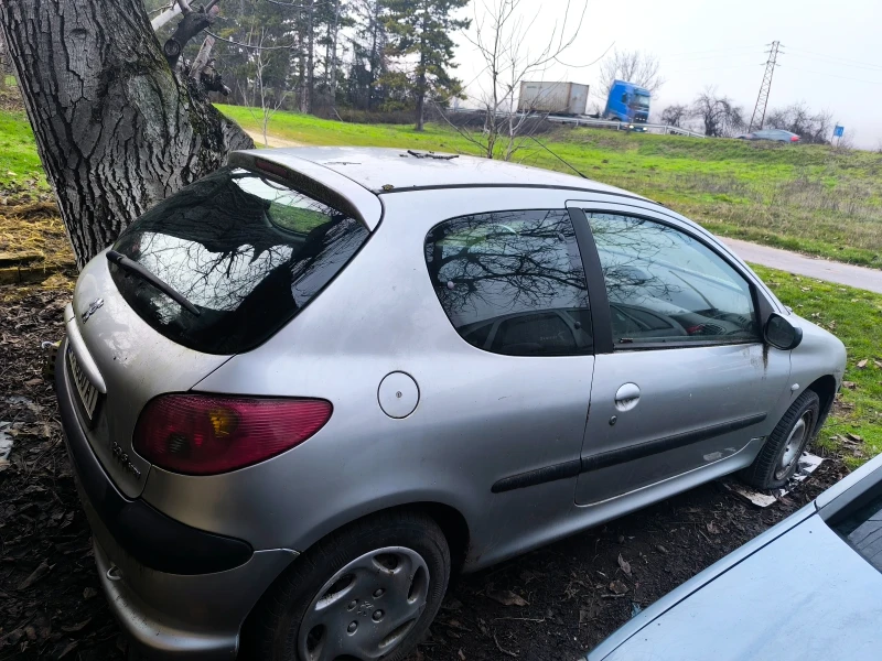 Peugeot 206 1.4 HDI, снимка 3 - Автомобили и джипове - 53391671