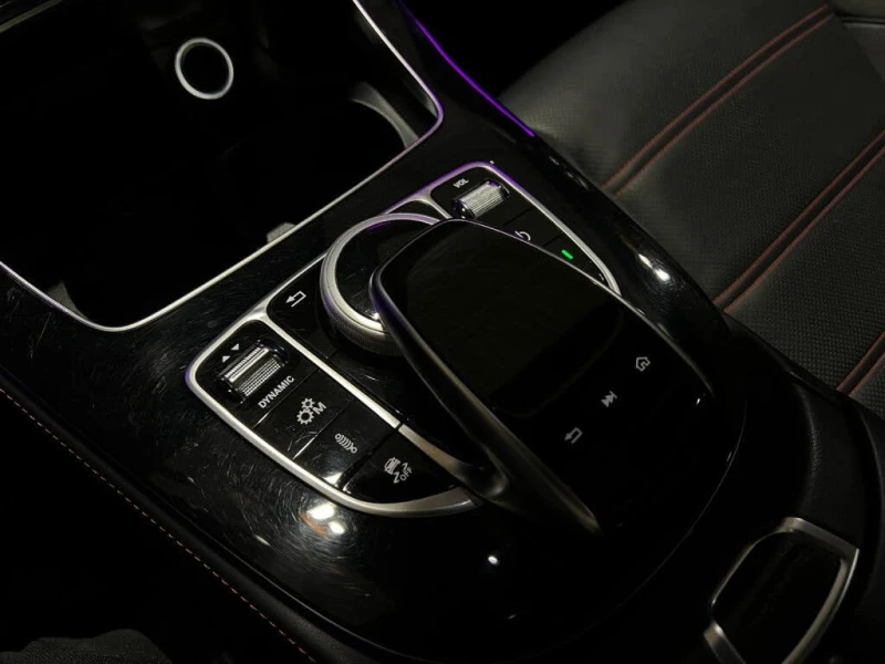 Mercedes-Benz E 43 AMG DIGITAL* ОБДУХ* HEAD-UP* PANO* 360* ЩОРИ* BURMASTE, снимка 12 - Автомобили и джипове - 53429796