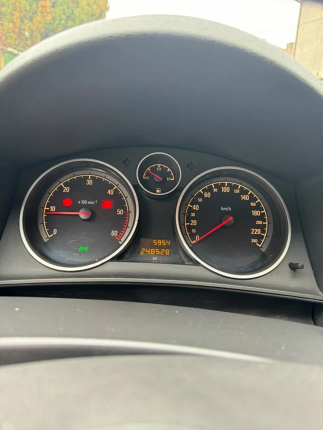 Opel Astra, снимка 5 - Автомобили и джипове - 53208512