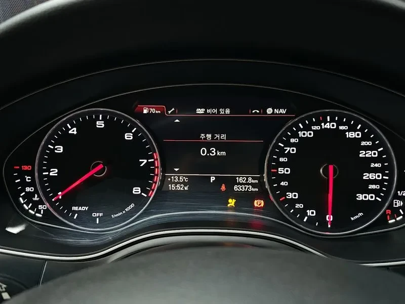 Audi A6 2.0 TFSI Quattro - САМО 30% АВАНС, снимка 8 - Автомобили и джипове - 56293696