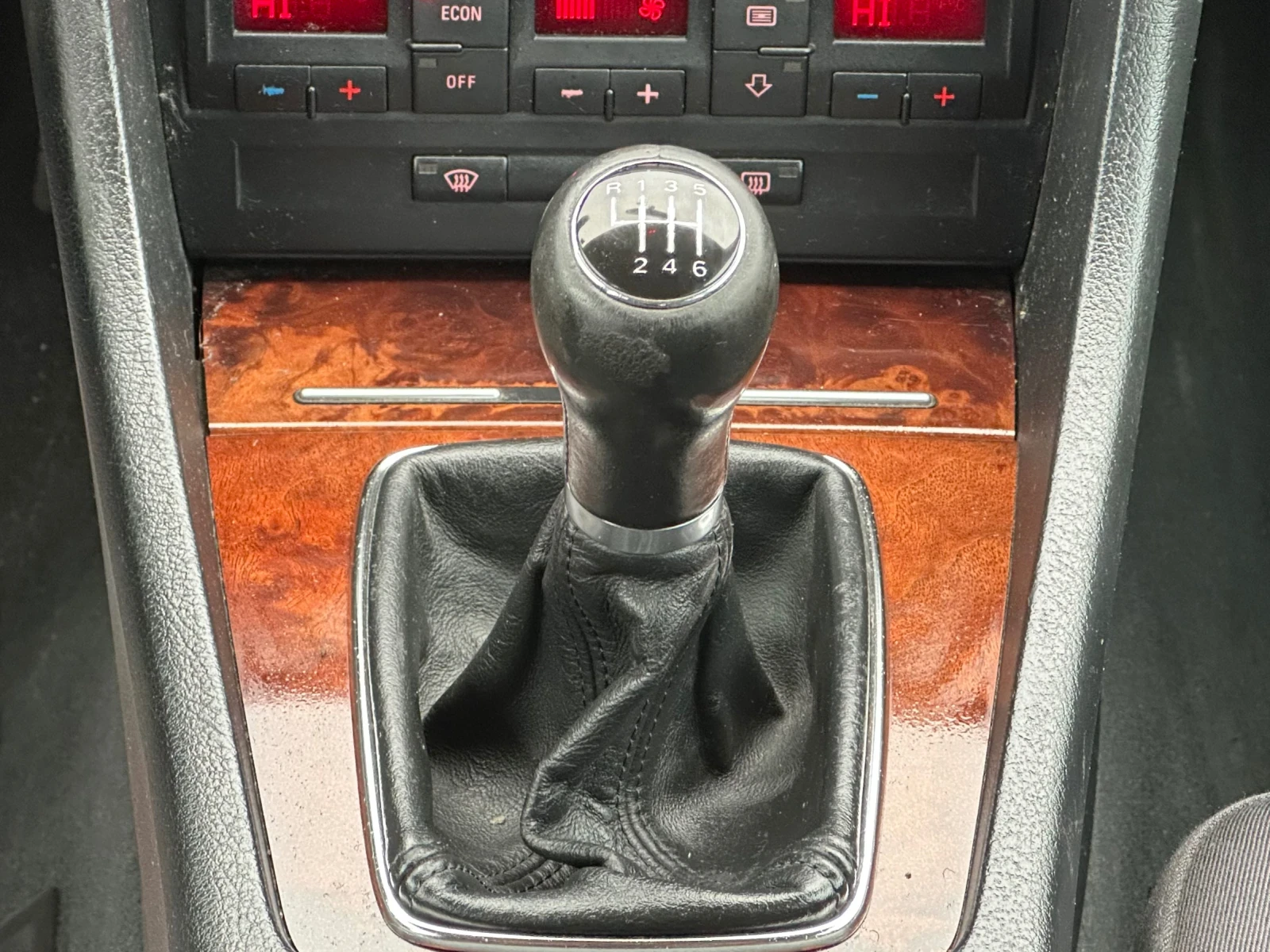 Audi A4 2.0 TDI / AVANT /  | Mobile.bg   14