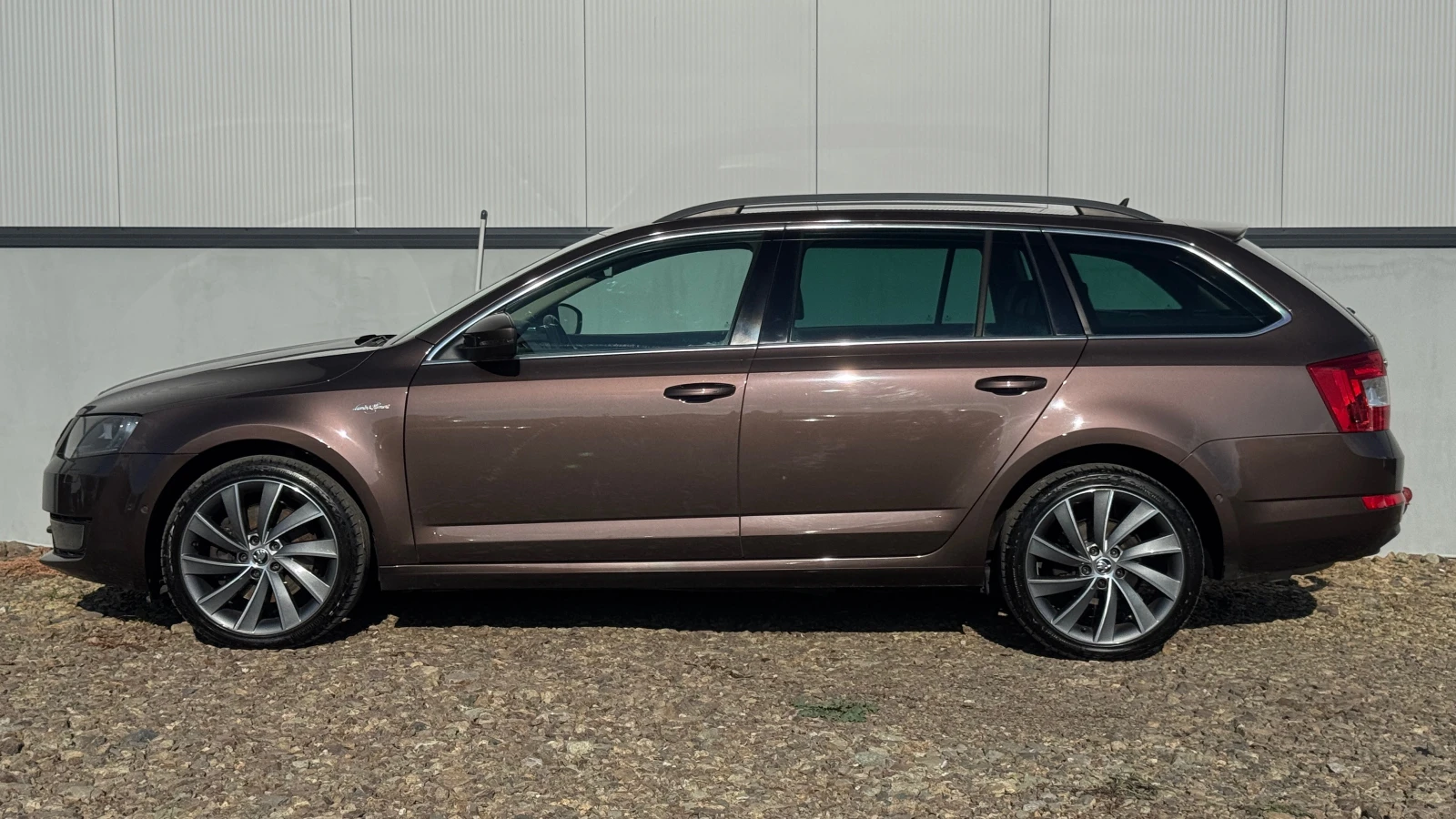 Skoda Octavia Laurin & Klement 2.0 TDI 4x4 DSG 🇩🇪 - изображение 8
