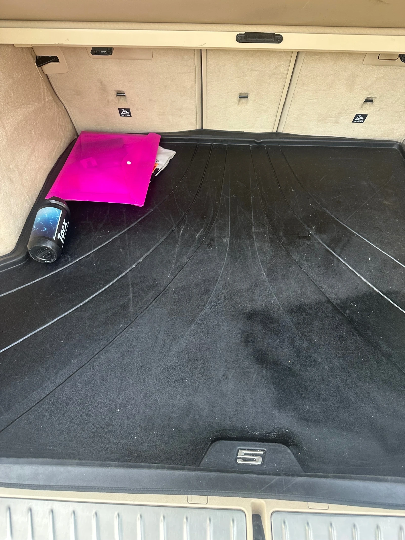 BMW 530 xDrive LuxuryLine, купувана от България - изображение 9