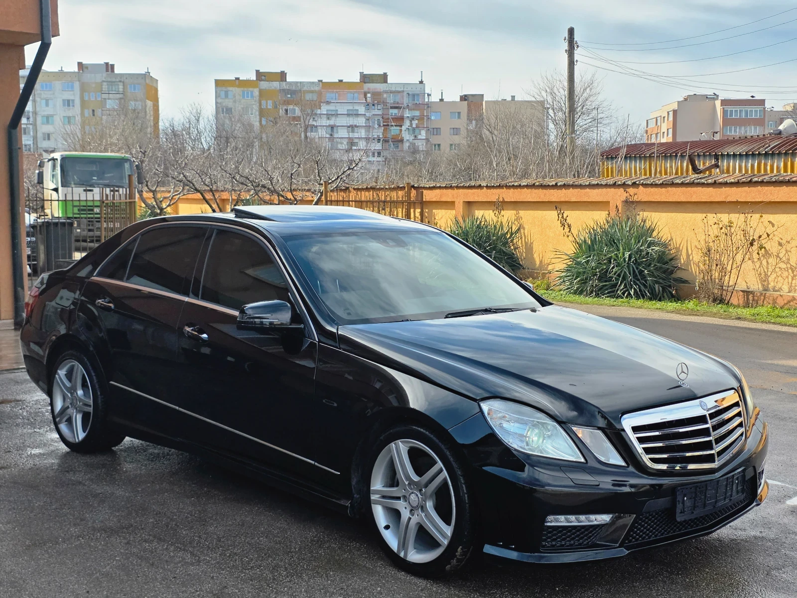 Mercedes-Benz E 350 AMG ����� ������ ������ ������ | Mobile.bg � ����������� 1