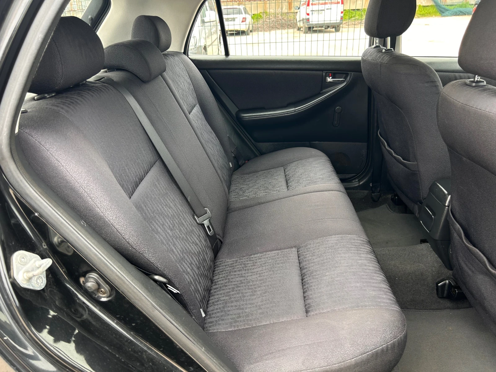 Toyota Corolla, снимка 14 - Автомобили и джипове - 54044722