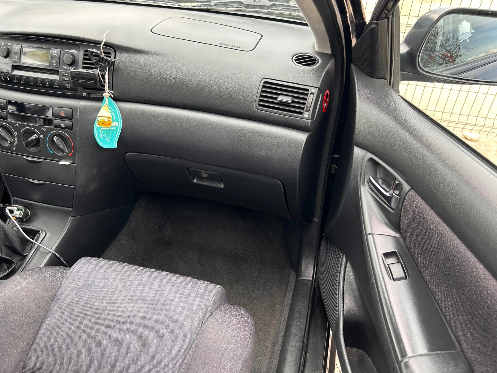 Toyota Corolla, снимка 11 - Автомобили и джипове - 54044722