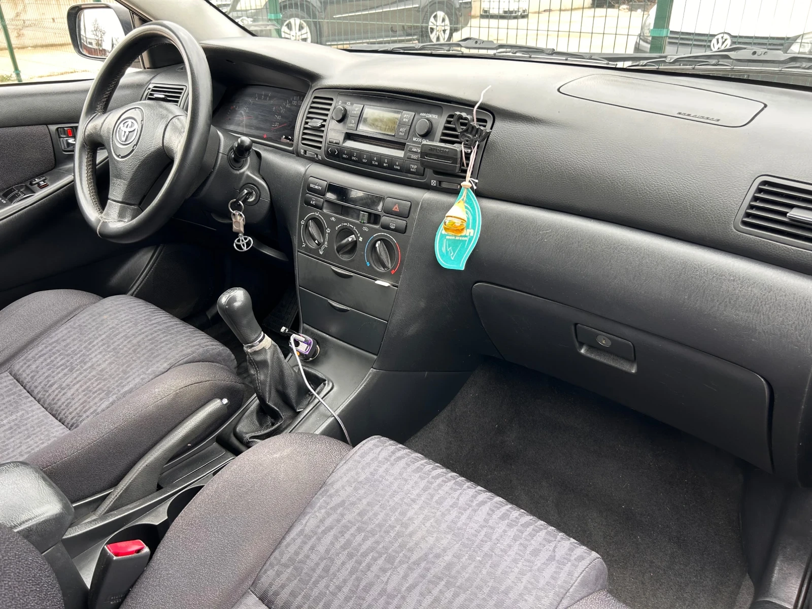 Toyota Corolla, снимка 12 - Автомобили и джипове - 54044722