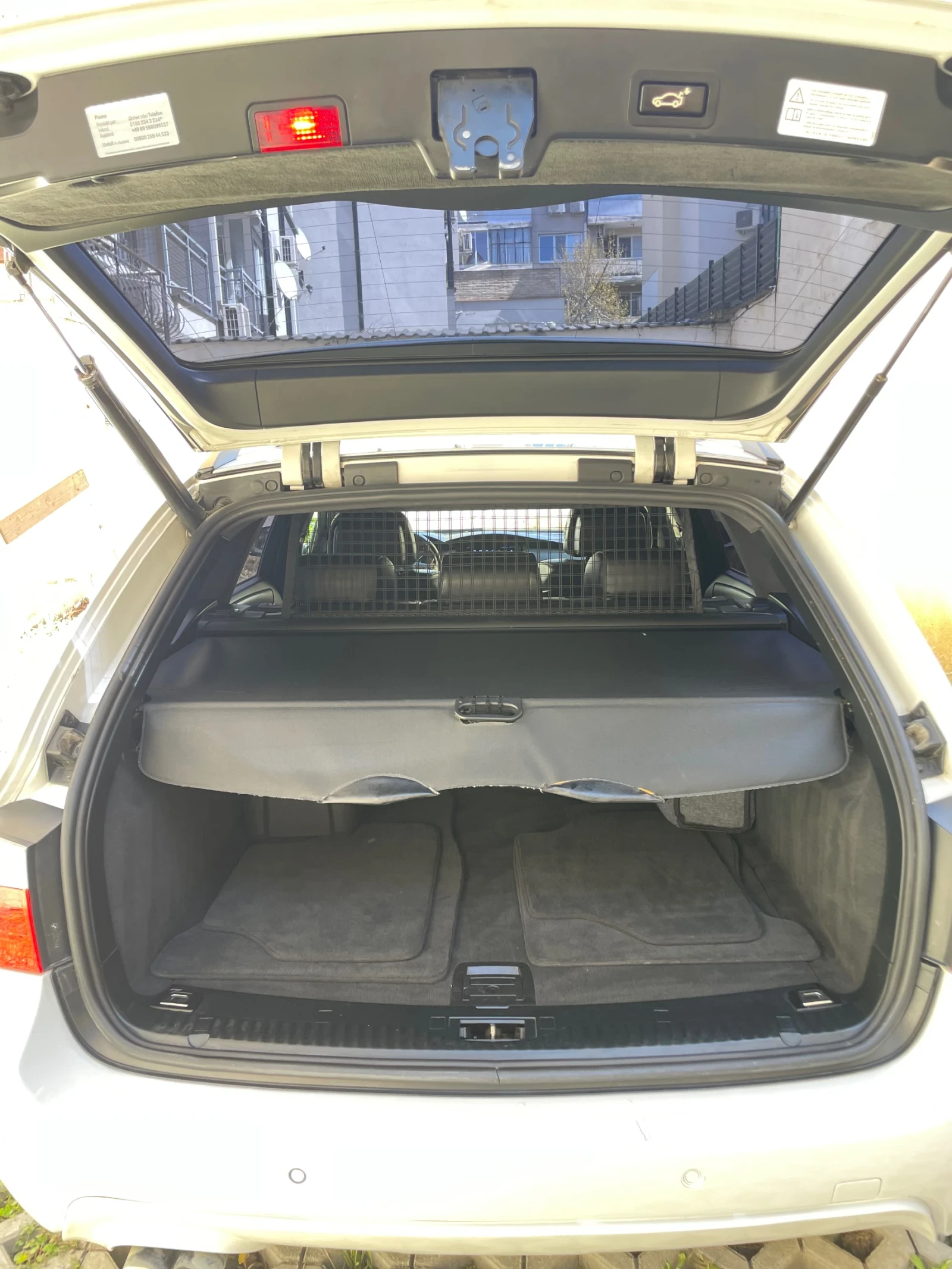 BMW 525 Facelift , снимка 14 - Автомобили и джипове - 54306837